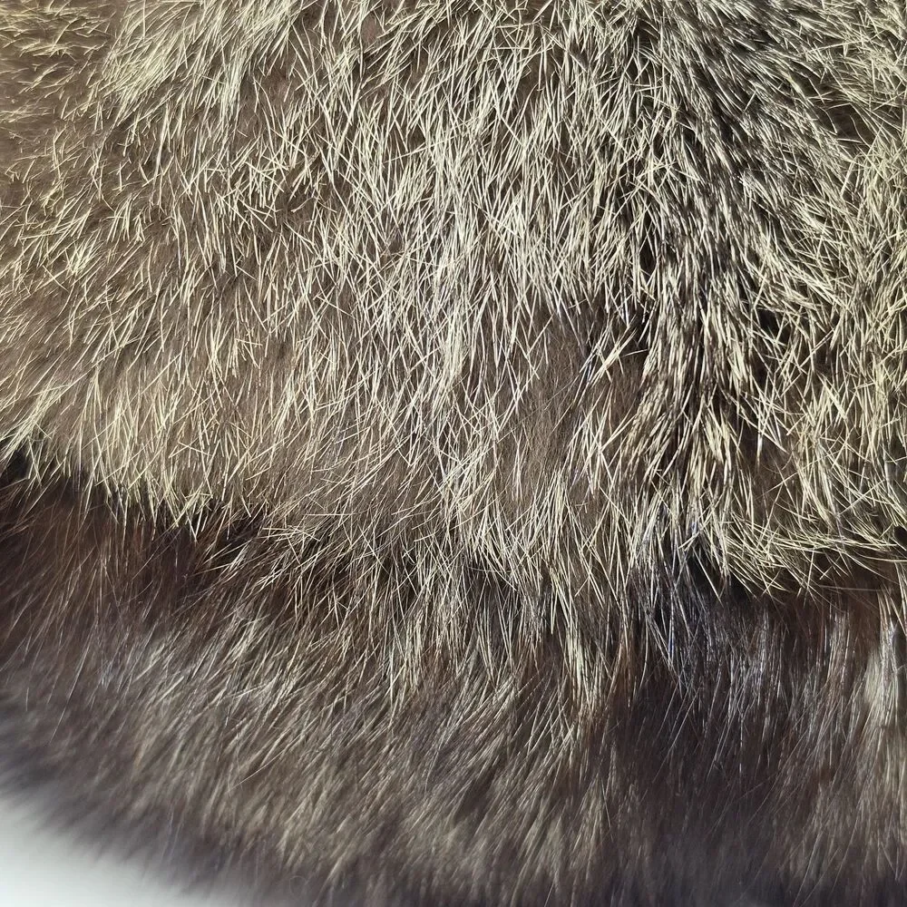 Vintage Real Fox Fur Ladies Hand Muff Satin Lining Wrist Strap Zip Pocket Inside